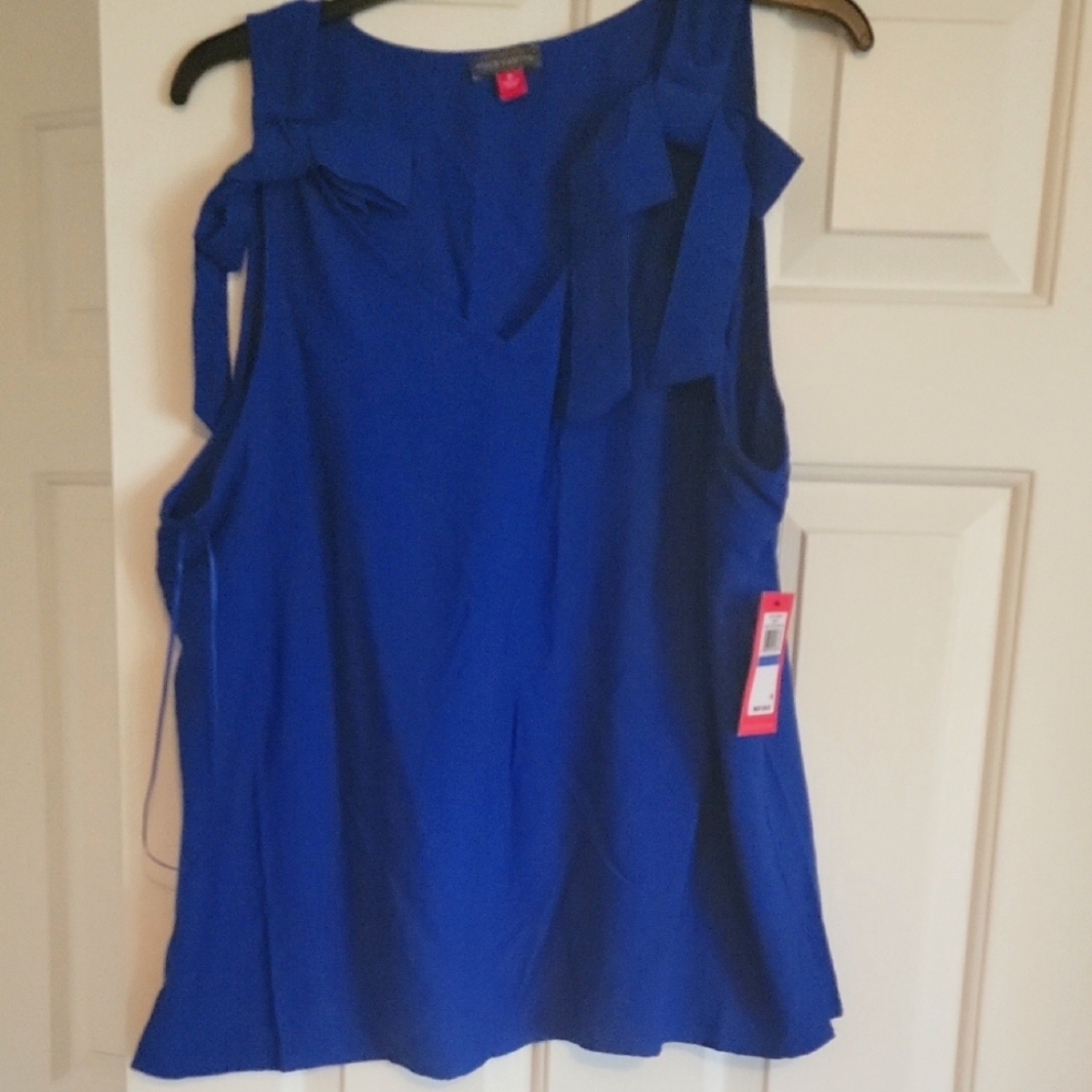 Vince Camuto Shoulder Tie Top